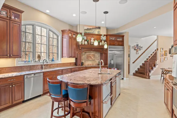 $2,750,000 | 10036 Lake Occoquan Drive, Manassas, VA 20111