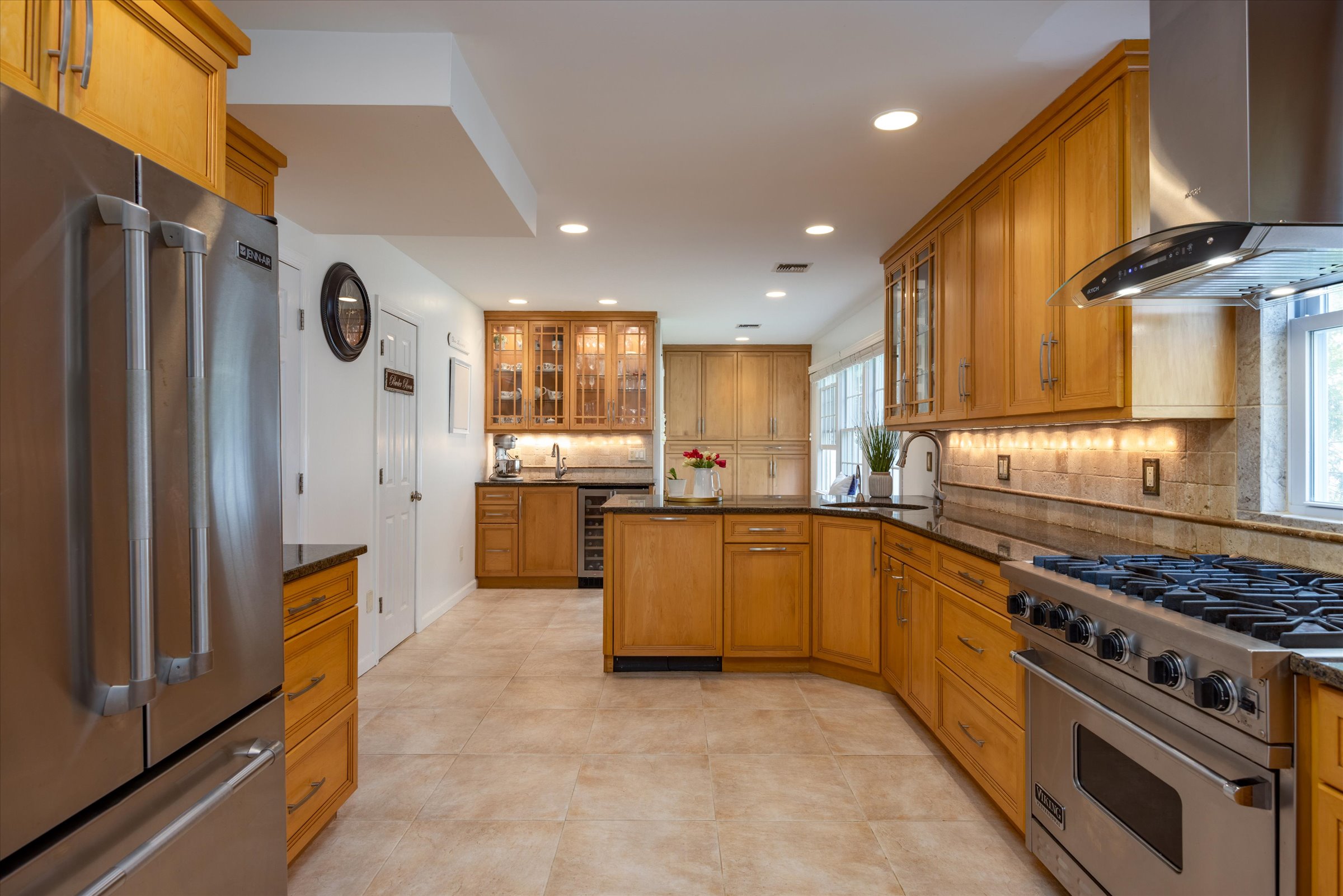 22 Deerfield Road Short Hills, NJ 07078 - Photo 10 of 31