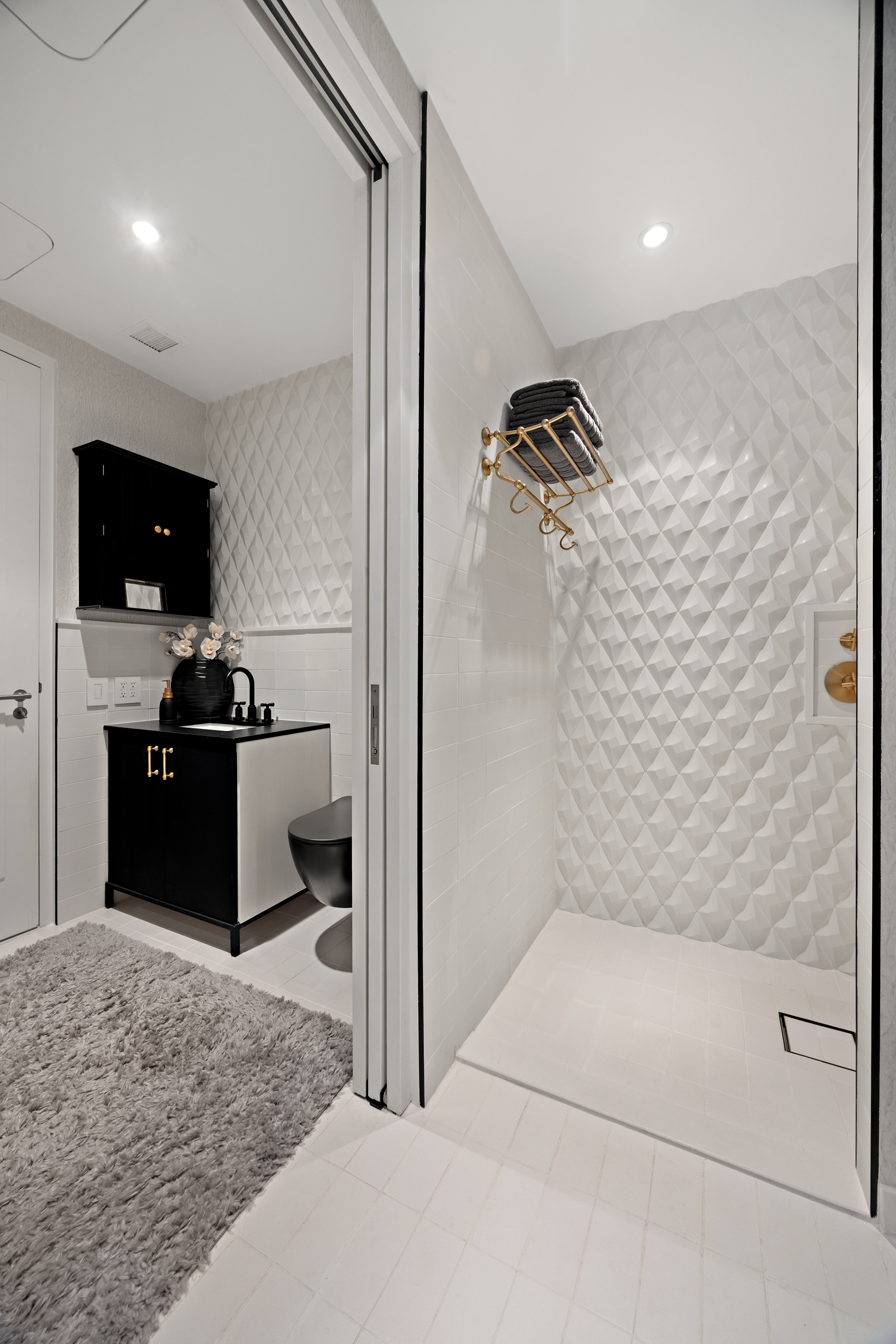 404 Park Avenue South, Unit 3E Manhattan, NY 10016 - Photo 13 of 21 a walk in closet and view of bathroom
