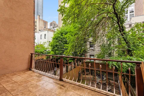 $4,995,000 | 266 West 71st Street | Upper West Side