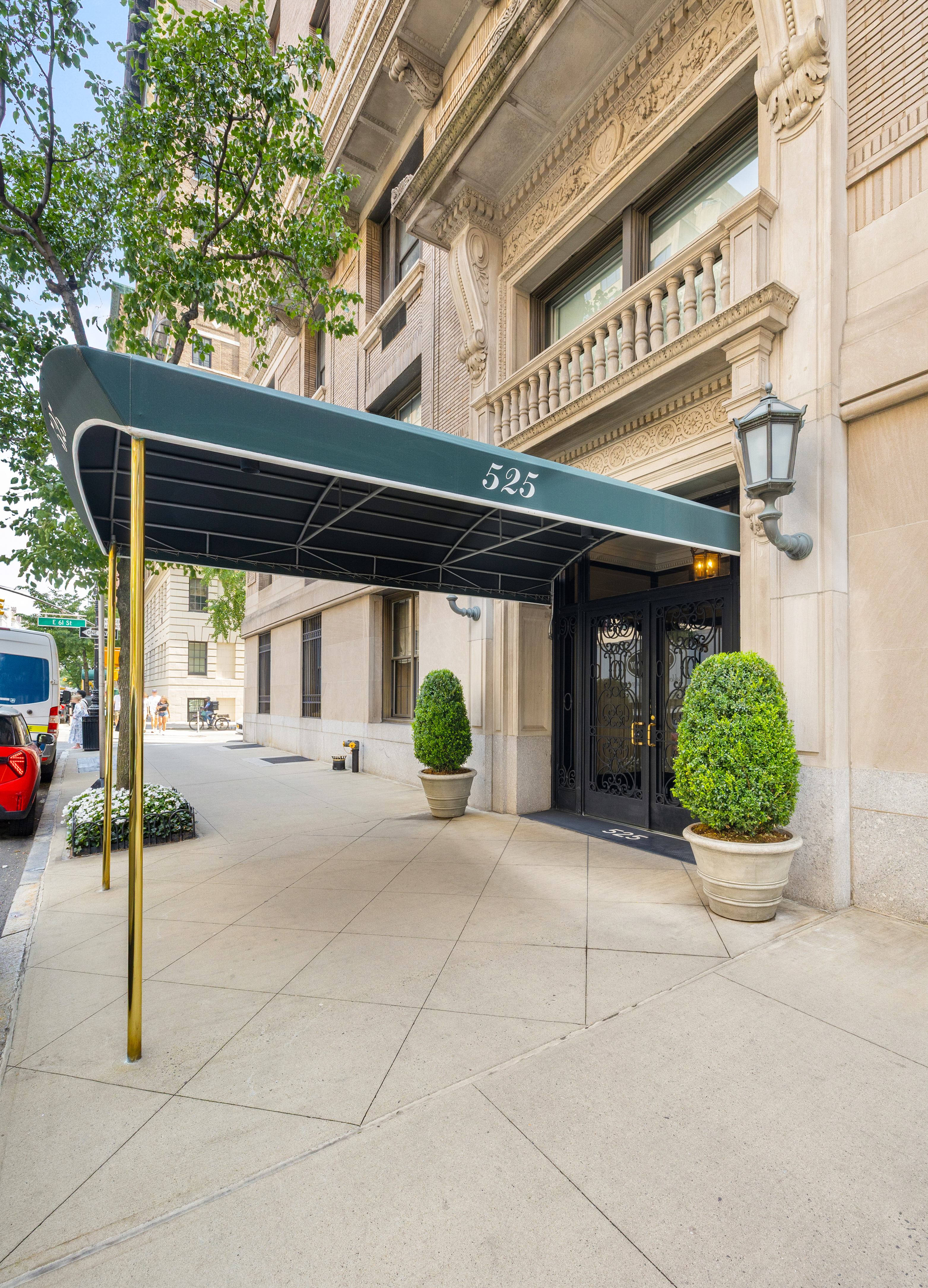 525 Park Avenue, Unit 4N Manhattan, NY 10065 - Photo 20 of 23