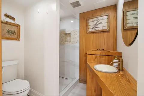 $579,500 | 17 Grove Street, Unit 1, Boston, MA 02114