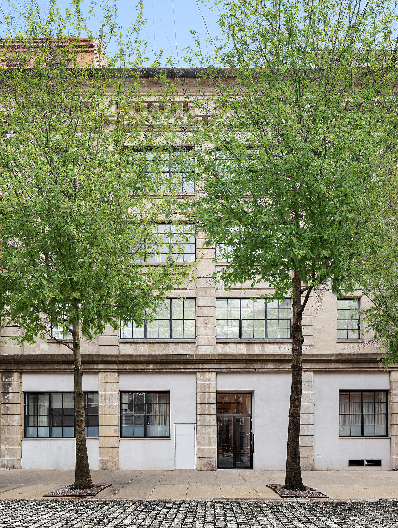 140 Perry Street, Unit MAIS Manhattan, NY 10014 - Photo 18 of 19