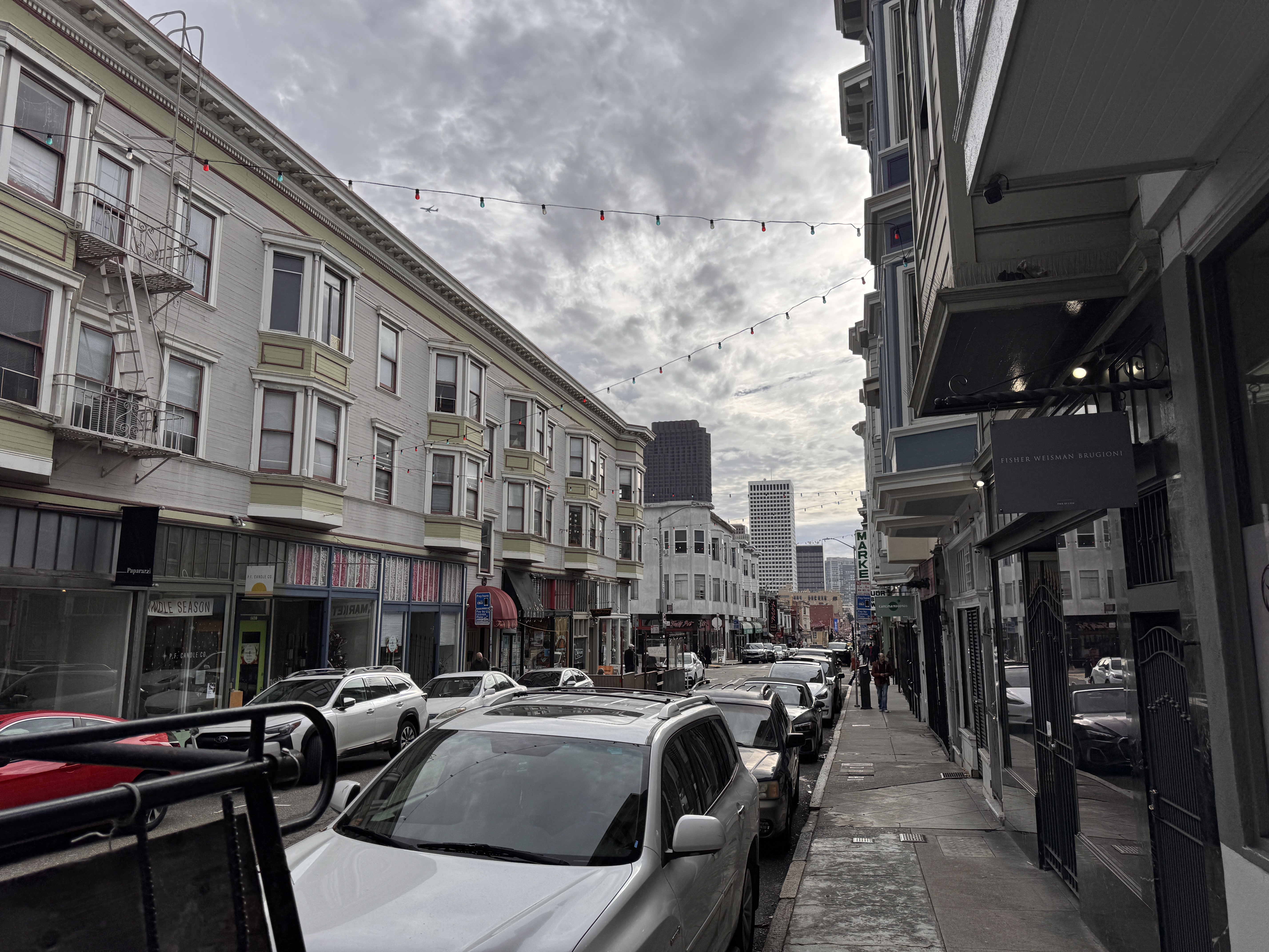 1454 Grant Avenue San Francisco, CA 94133 - Photo 5 of 34 a view of a building with sitting area