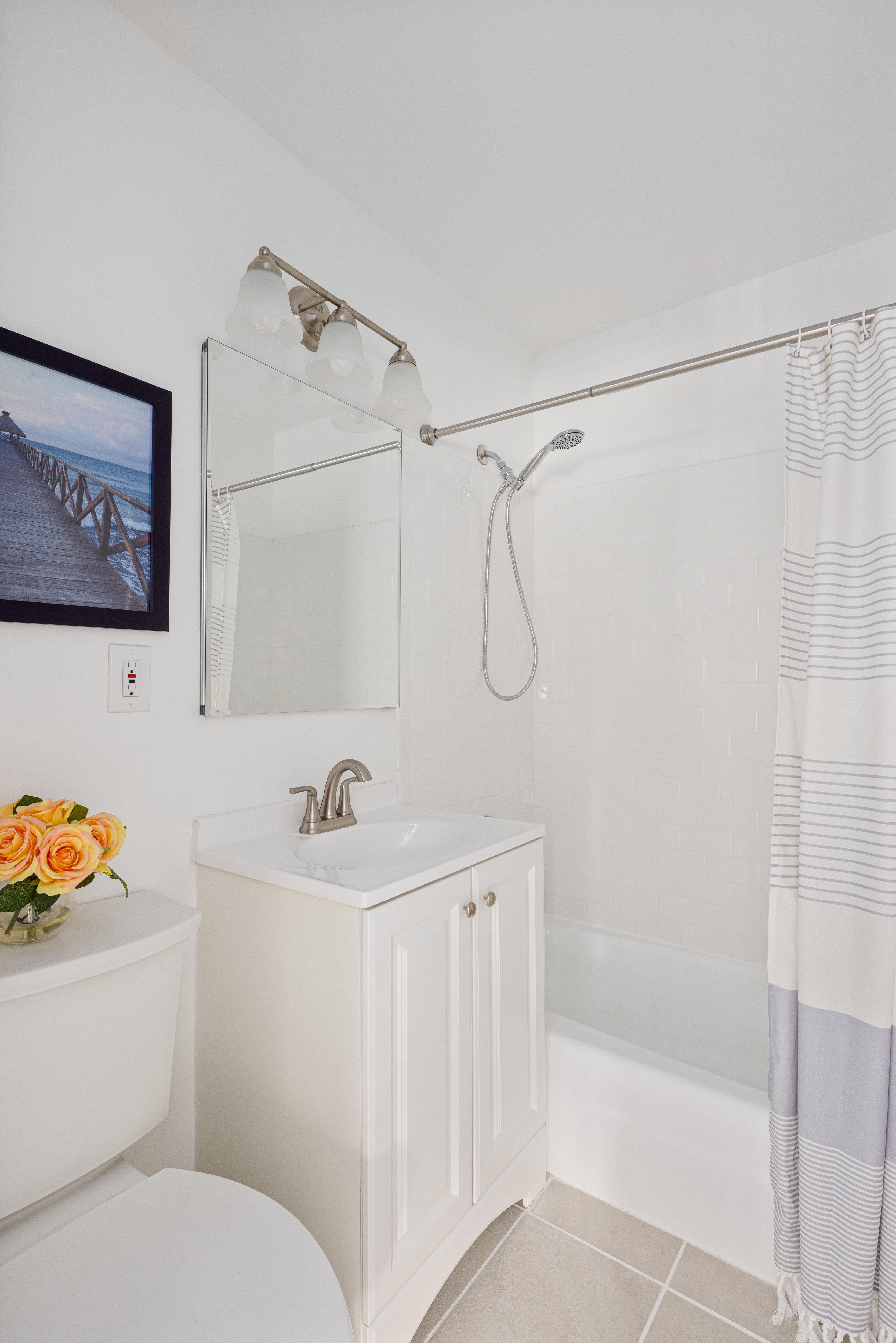 201 West 70th Street, Unit 8L Manhattan, NY 10023 - Photo 7 of 19