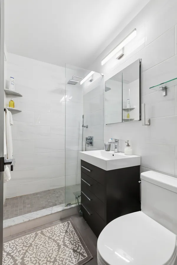 $390,000 | 70-25 Yellowstone Boulevard, Unit 5Z | Forest Hills