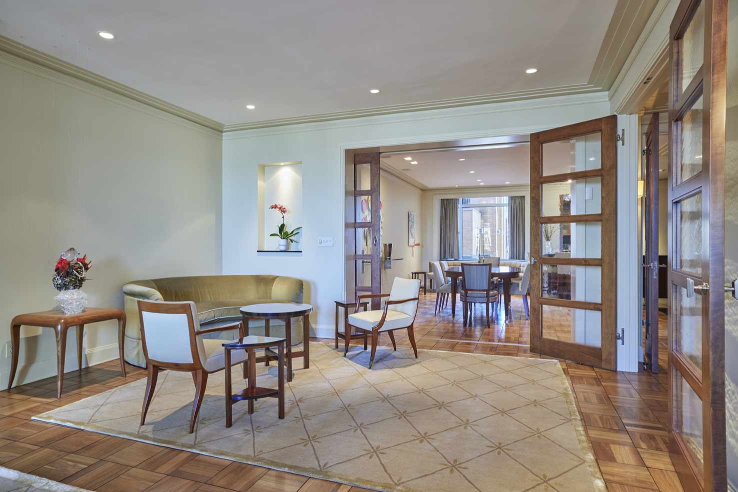 115 Central Park West, Unit 18JK Manhattan, NY 10023 - Photo 3 of 25 a view of a dining room with furniture
