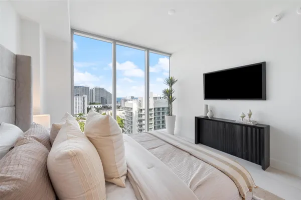 $1,997,500 | 153 North Seabreeze Boulevard, Unit 1105S, Fort Lauderdale, FL 33304