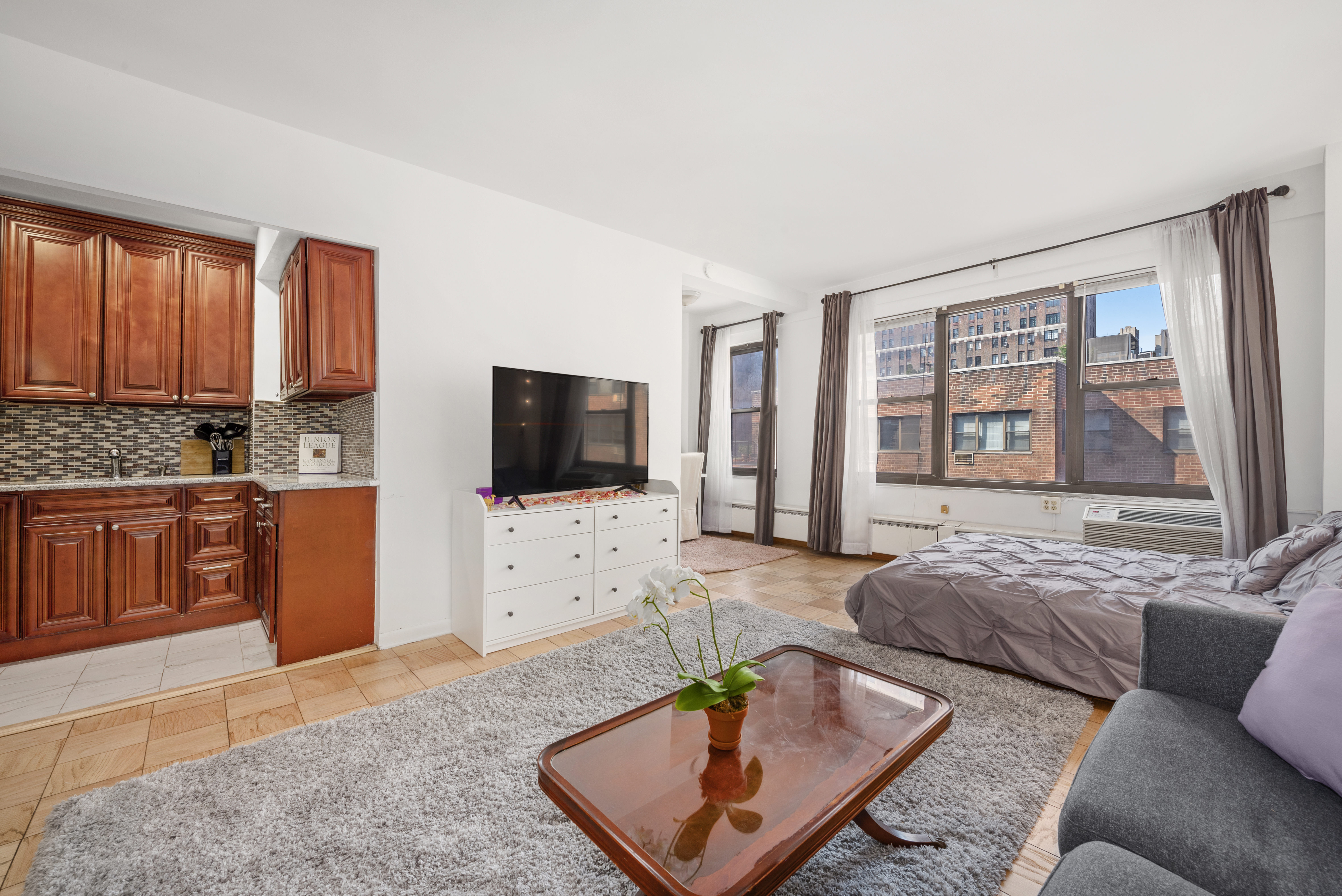2 Tudor City Place, Unit 11NS Manhattan, NY 10017 - Photo 1 of 9 Gallery Image 1