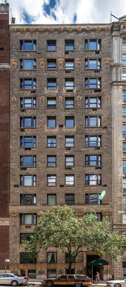 929 Park Avenue, Unit 6C Manhattan, NY 10028 - Photo 9 of 10 a view of a building