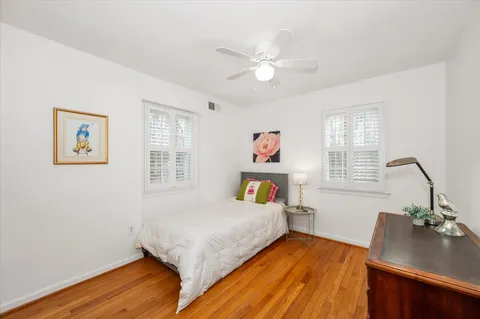 Contact Agent | 14 South Duke Street, Rockville, MD 20850
