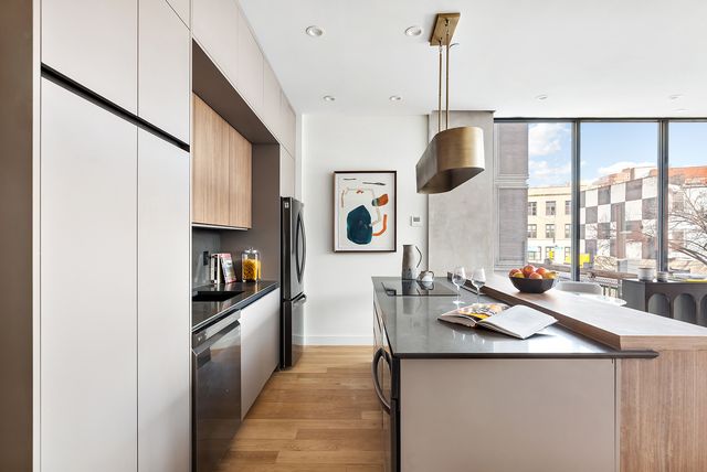 $1,450,000 | 508 Waverly Avenue, Unit 6 | Clinton Hill