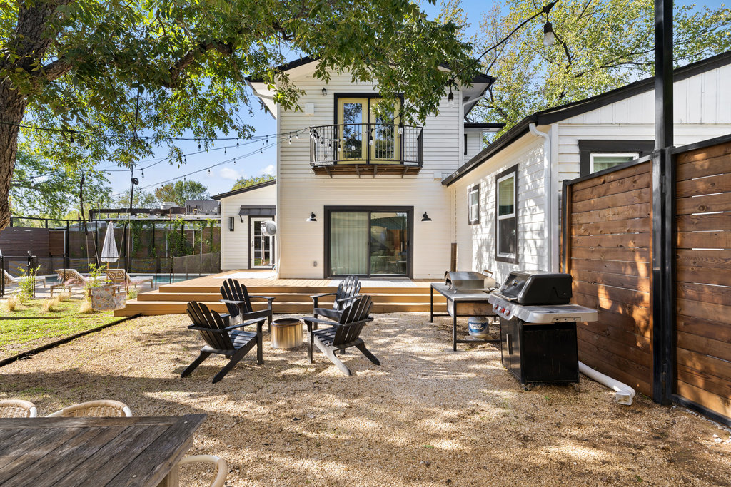 909 East 50th Street Austin, TX 78751 - Photo 27 of 38