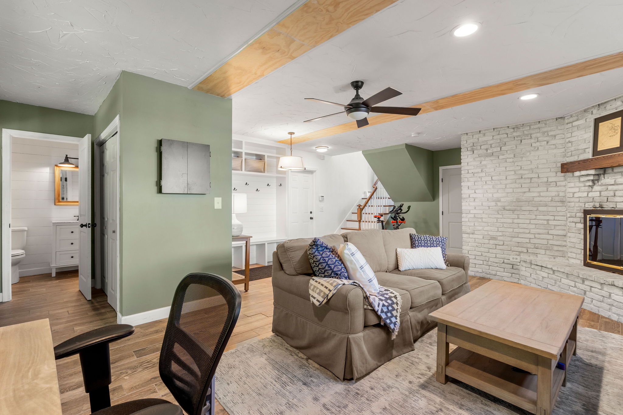 91 Nason Road Swampscott, MA 01907 - Photo 21 of 37