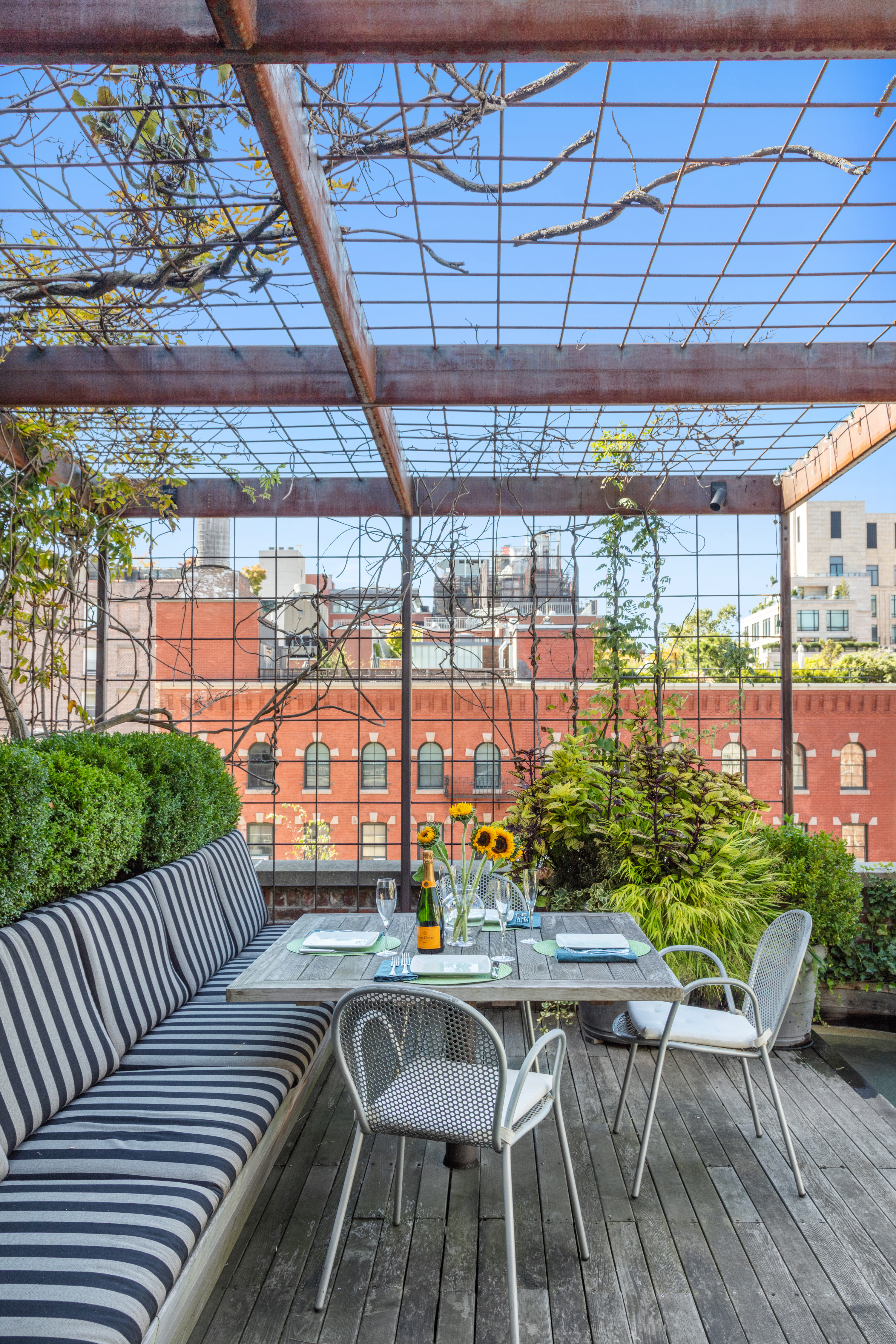 39 Vestry Street, Unit PHB Manhattan, NY 10013 - Photo 11 of 19