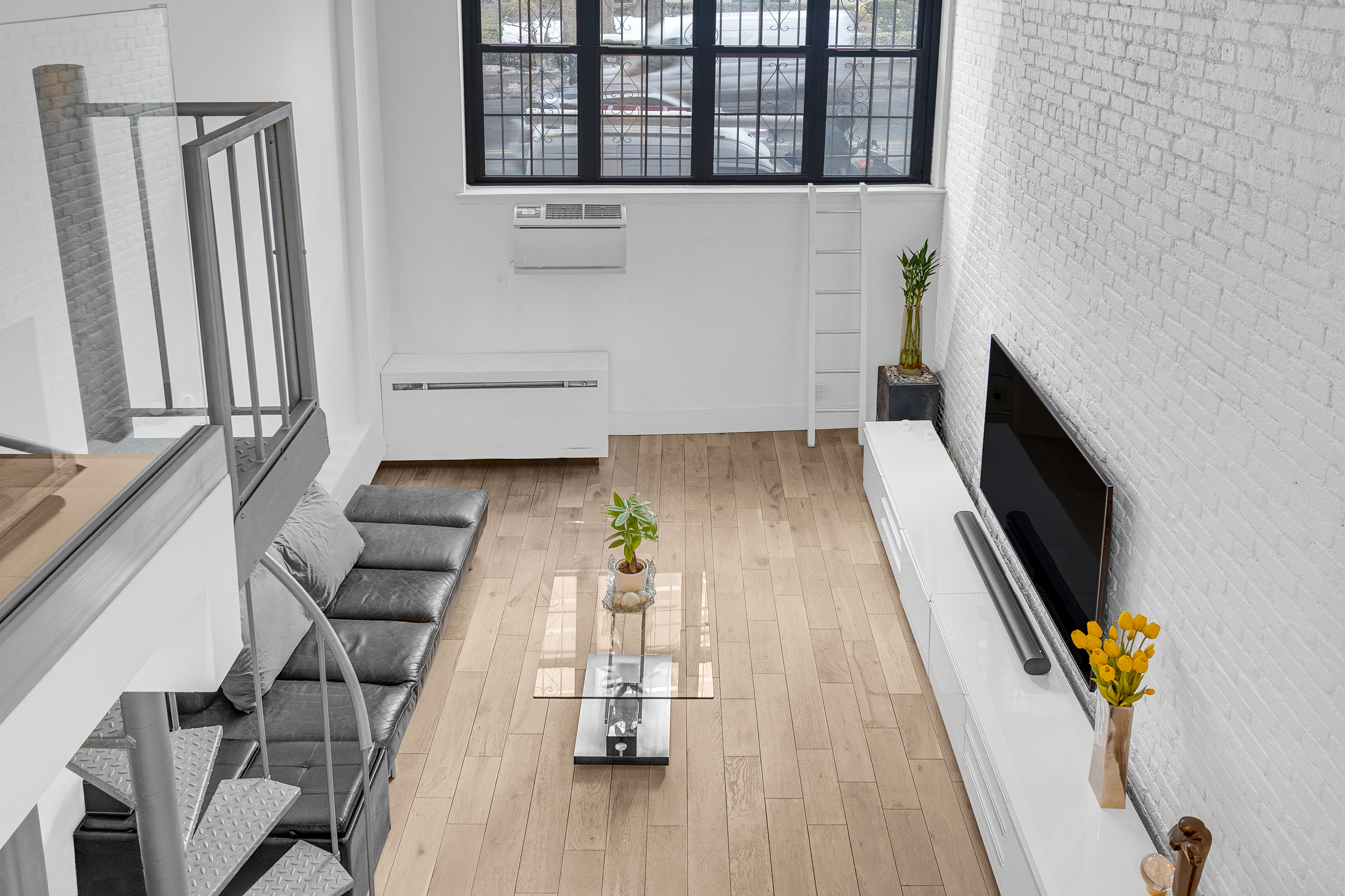 324 Pearl Street, Unit 1A Manhattan, NY 10038 - Photo 8 of 9