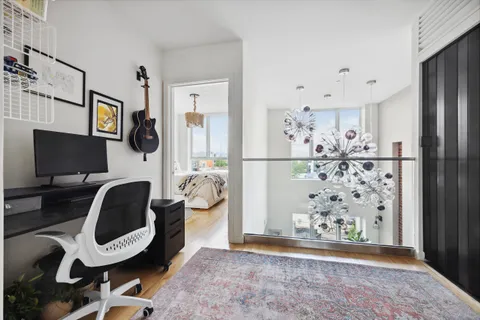 $1,695,000 | 55 Maspeth Avenue, Unit 5R | East Williamsburg