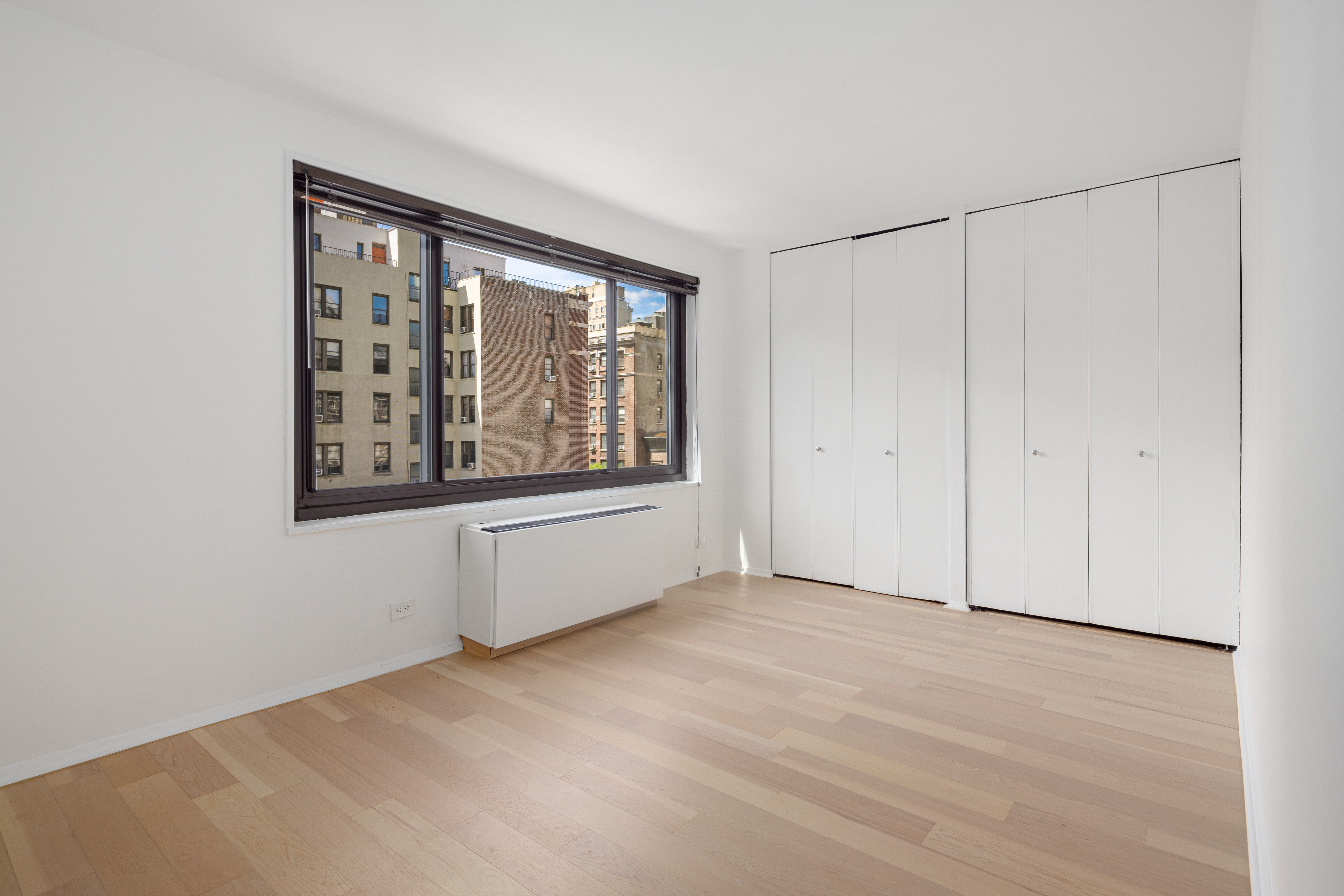 201 West 70th Street, Unit 8L Manhattan, NY 10023 - Photo 6 of 19