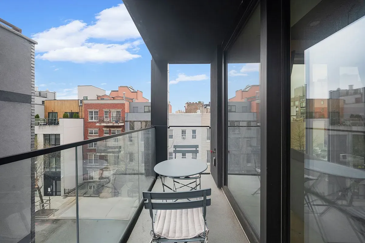 $4,750 | 169 Huron Street, Unit 4A | Greenpoint