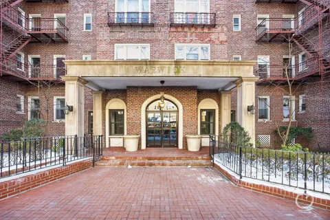 $845,000 | 76-12 35th Avenue, Unit 2D | Jackson Heights