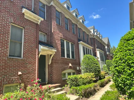 $940,000 | 2619 South Kenmore Court, Arlington, VA 22206