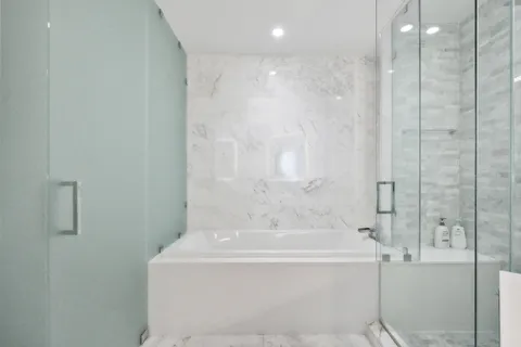 $725,000 | 851 Northeast 1st Avenue, Unit 3506, Miami, FL 33132