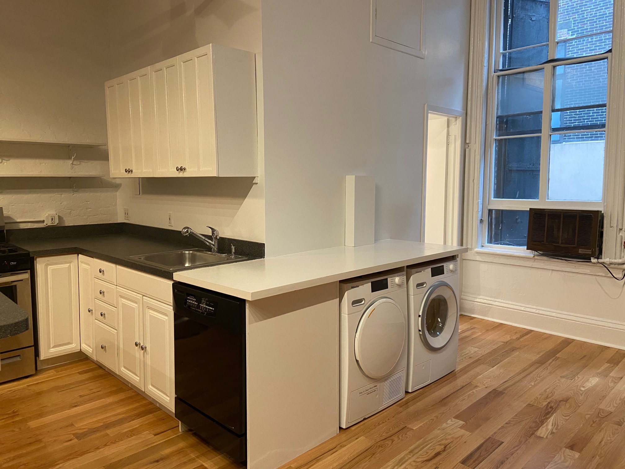 77 Franklin Street, Unit 2 Manhattan, NY 10013 - Photo 6 of 7
