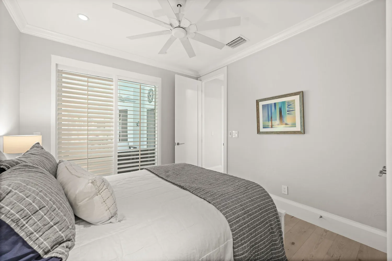 $2,500,000 | 1963 Bethany Place, Naples, FL 34109