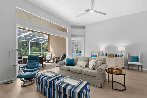 $995,000 | 1717 Winding Oaks Way, Naples, FL 34109