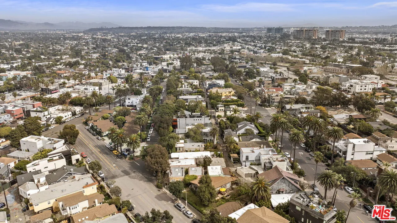 $2,750,000 | 308 Windward Avenue, Venice, CA 90291