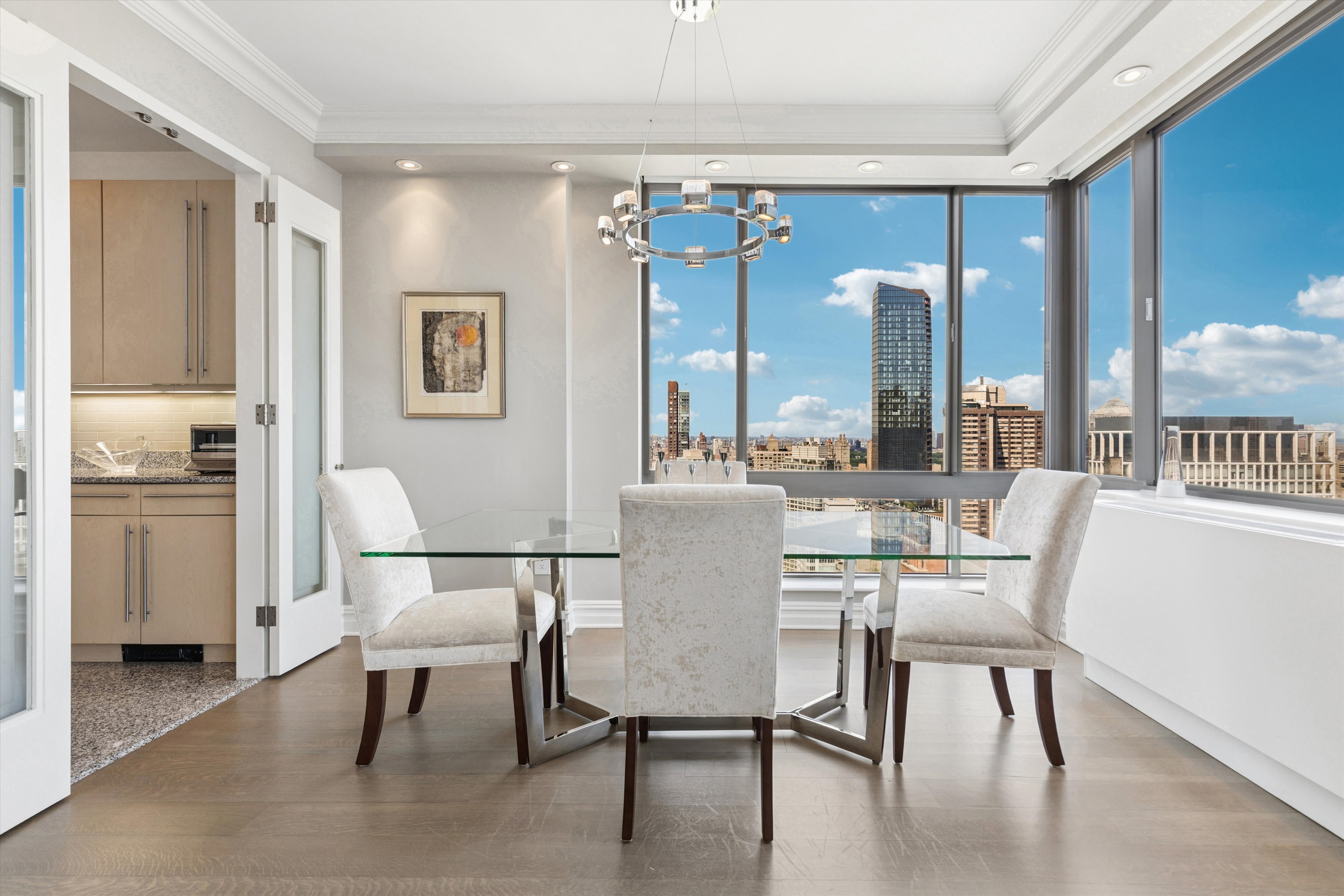 2 Columbus Avenue, Unit 39B Manhattan, NY 10023 - Photo 2 of 14 Gallery Image 2