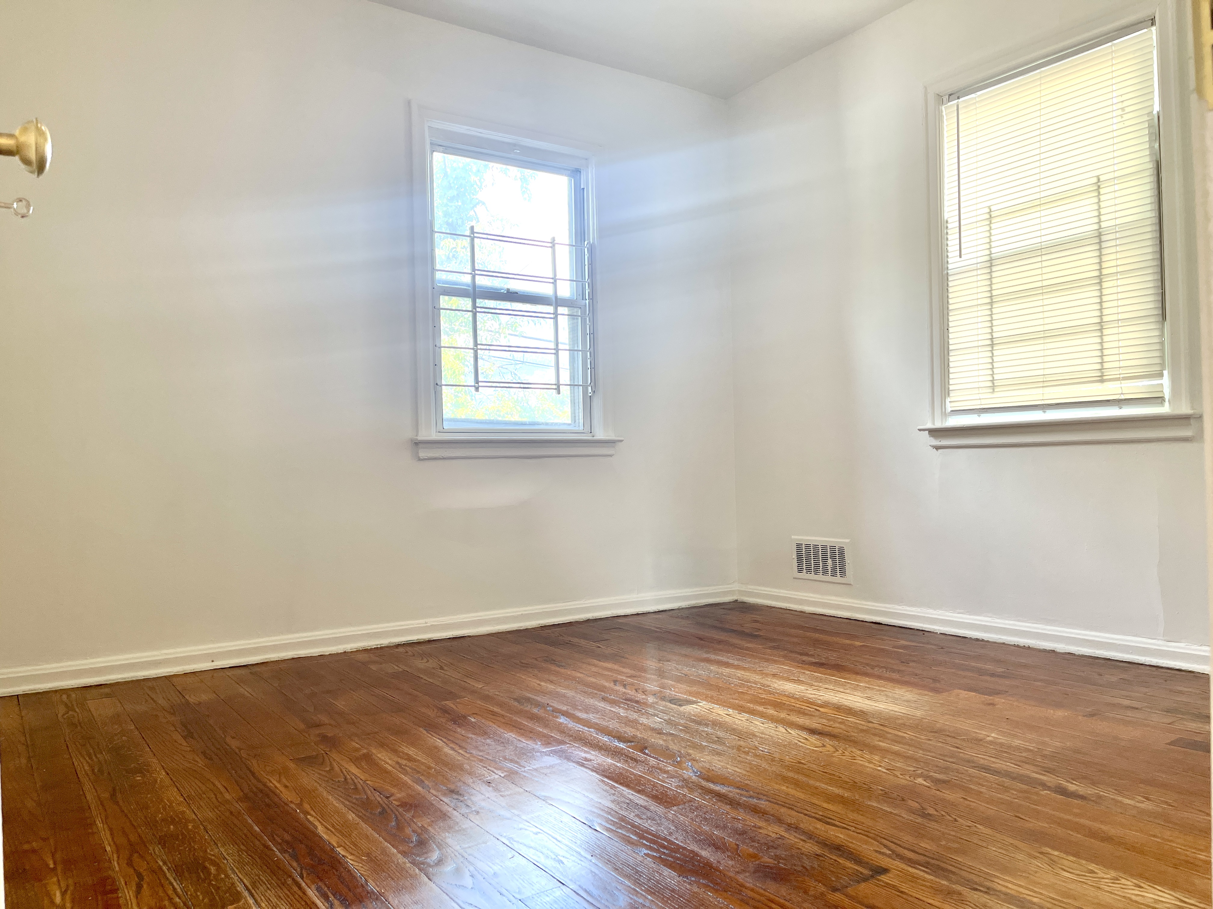 220-01 130th Avenue Queens, NY 11413 - Photo 13 of 37