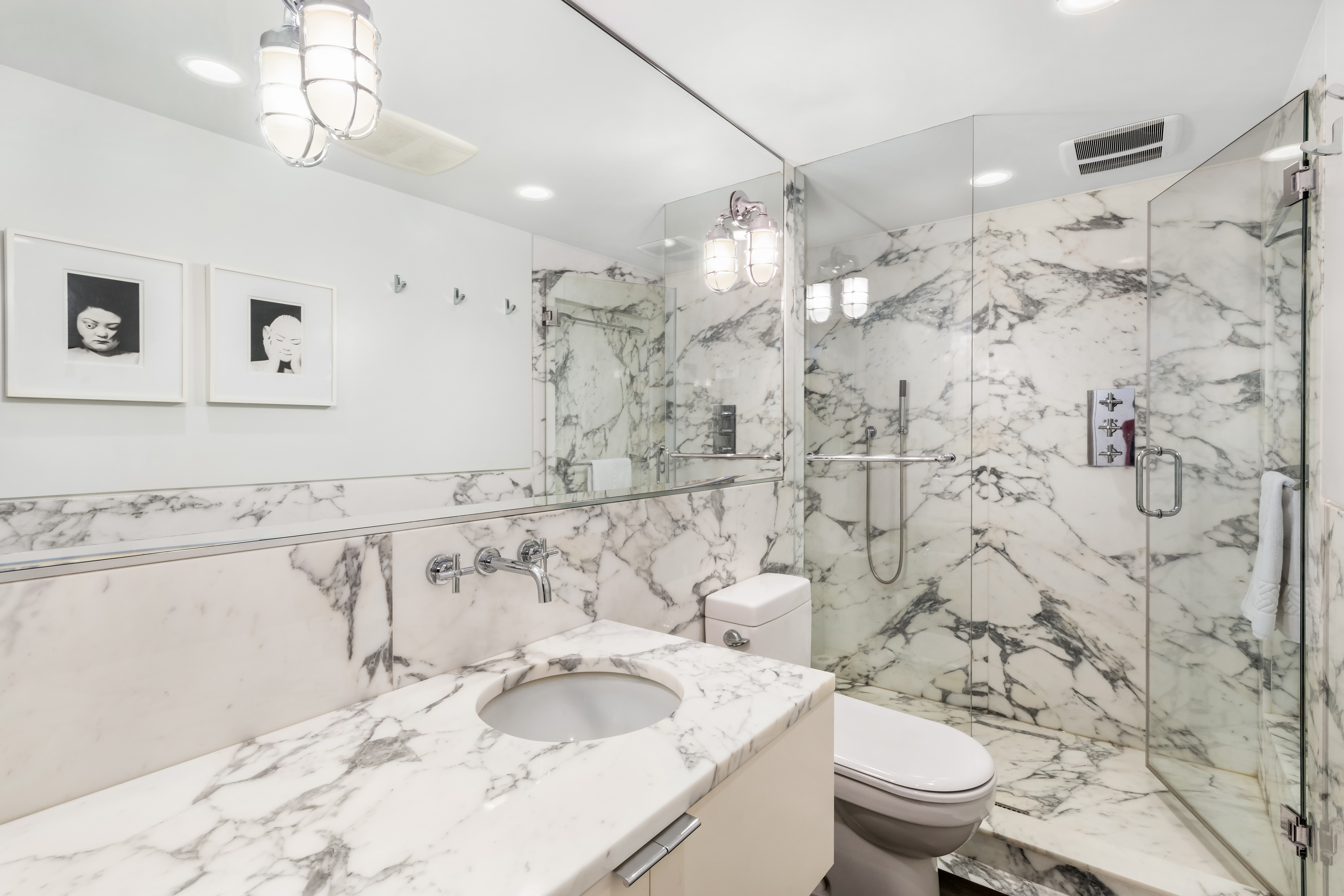 110 East 71st Street Manhattan, NY 10021 - Photo 12 of 20