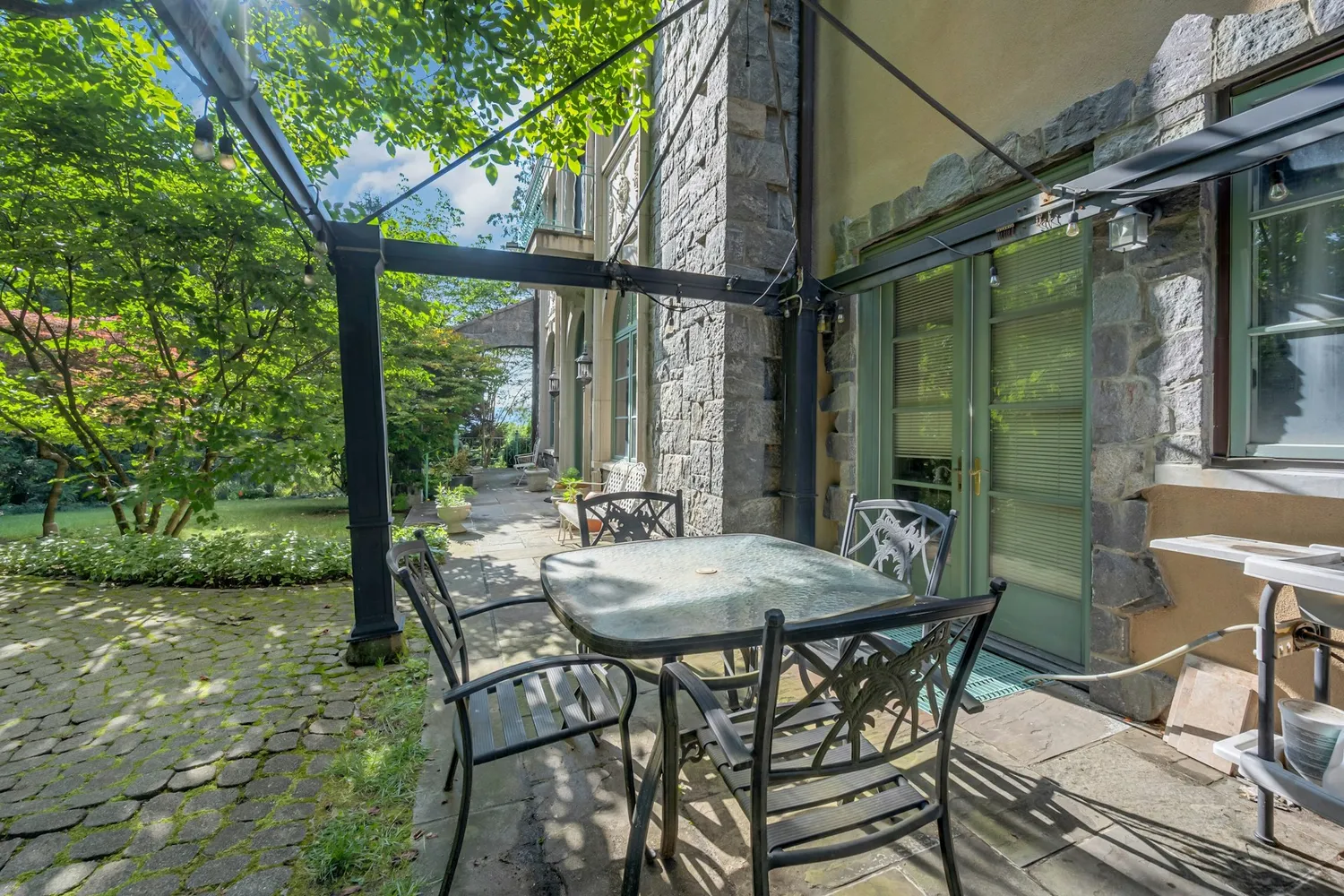 $5,250,000 | 5440 Independence Avenue | North Riverdale