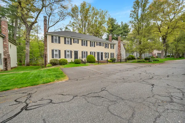 Contact Agent | 855 Wellman Avenue, Unit 412, North Chelmsford, MA 01863