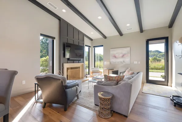 $6,500,000 | Johnson Chapel Road West, Brentwood, TN 37027