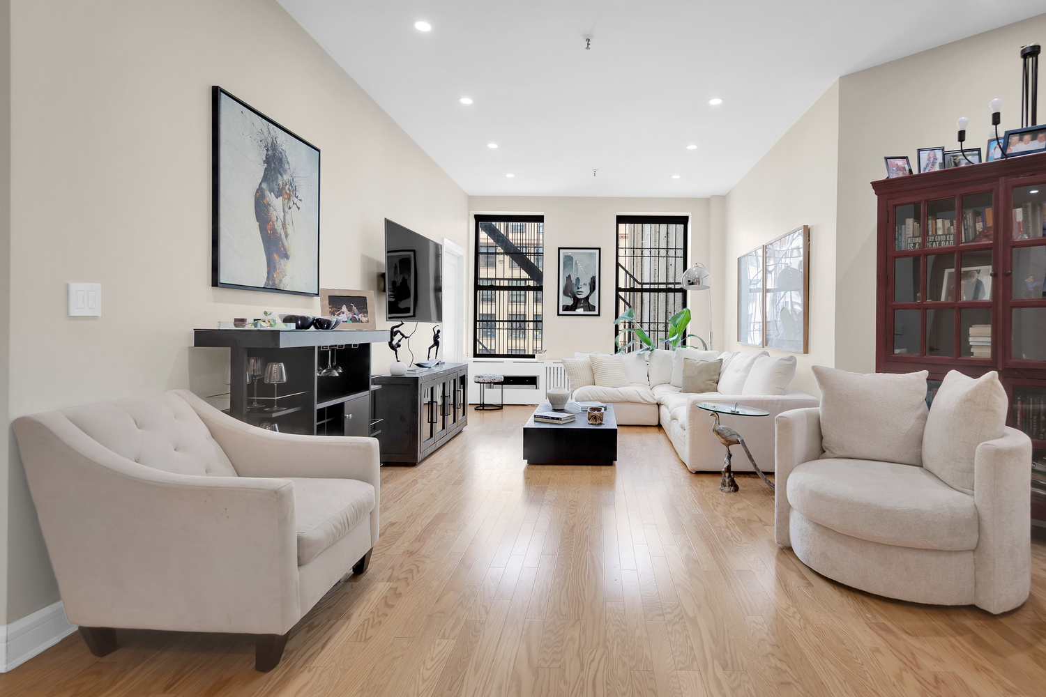 35 East 20th Street, Unit 6B Manhattan, NY 10010 - Photo 2 of 12