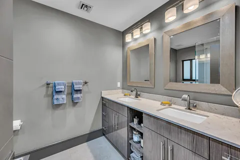 $1,595,000 | 309 Northeast 21st Court, Wilton Manors, FL 33305