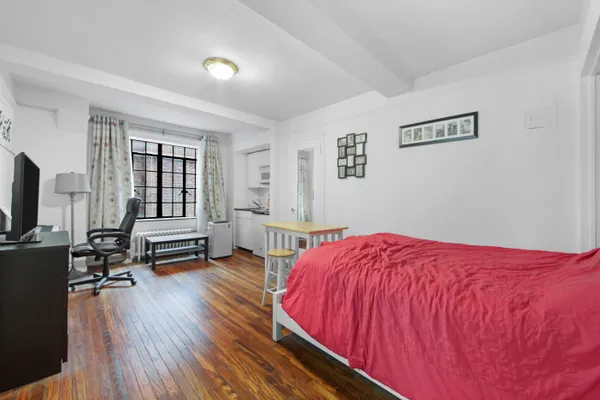 $2,650 | 45 Tudor City Place, Unit 2012 | Midtown East