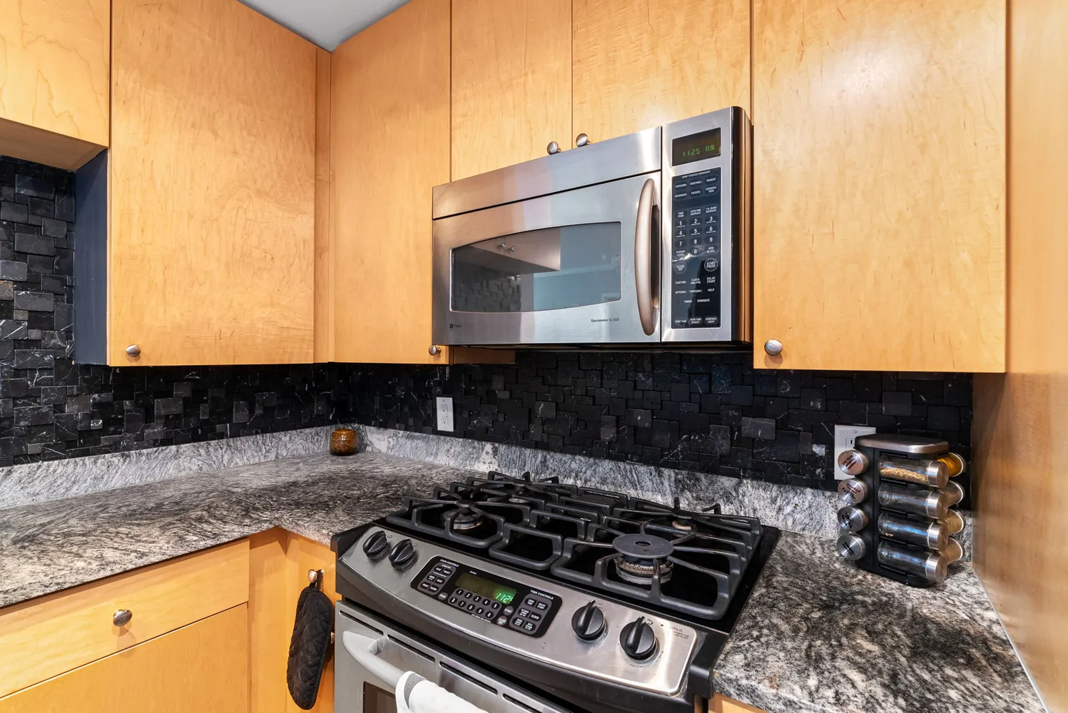 $495,000 | 3338 Peachtree Street Northeast, Unit 3406, Atlanta, GA 30305