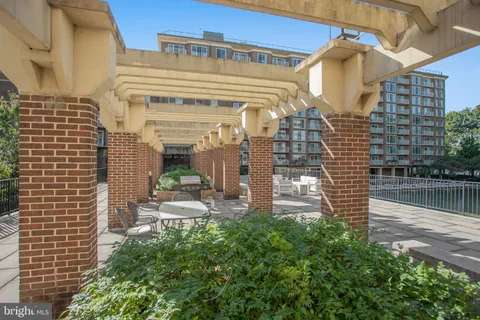 $389,900 | 510 N Street Southwest, Unit N422, Washington, DC 20024