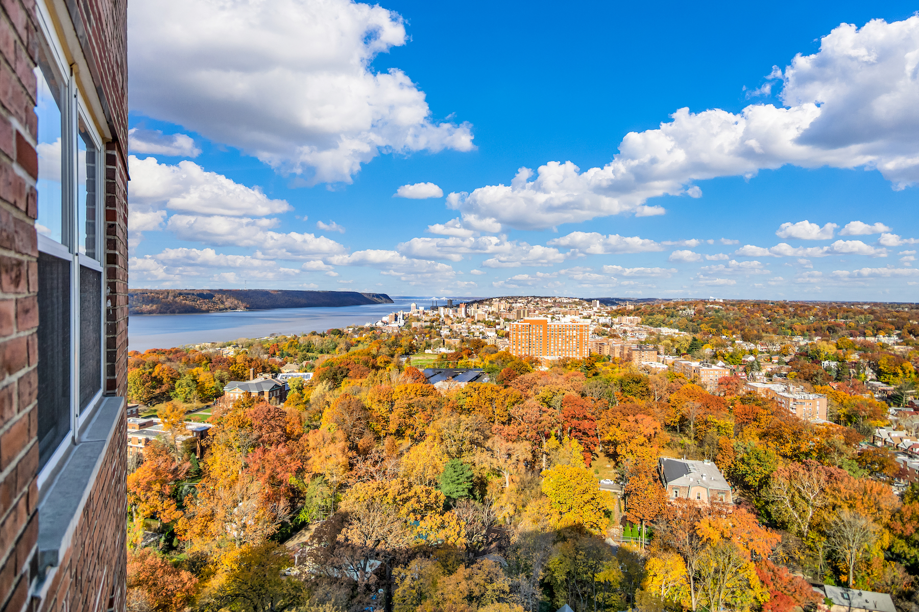 5900 Arlington Avenue, Unit 21B Bronx, NY 10471 - Photo 1 of 29