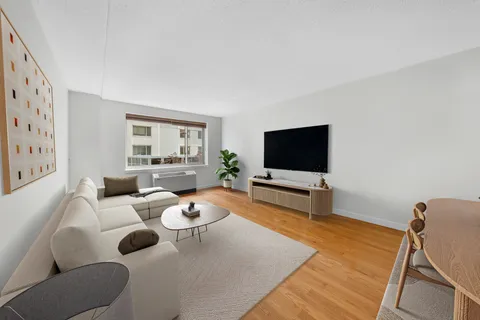 $665,000 | 40 West 116th Street, Unit B301 | Harlem