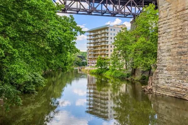 $995,000 | 1702 North Park Drive, Unit 25, Wilmington, DE 19806