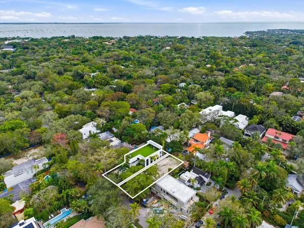 $6,495,000 | 3770-3792 Kumquat Avenue, Miami, FL 33133