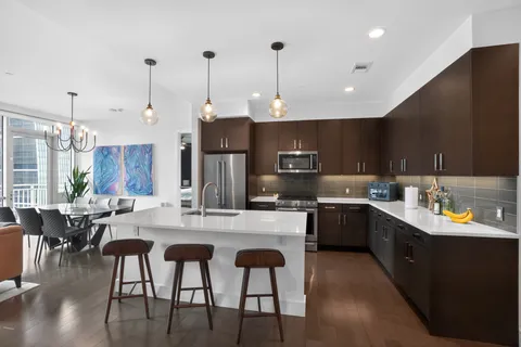 $1,290,000 | 222 West Avenue, Unit 1713, Austin, TX 78701