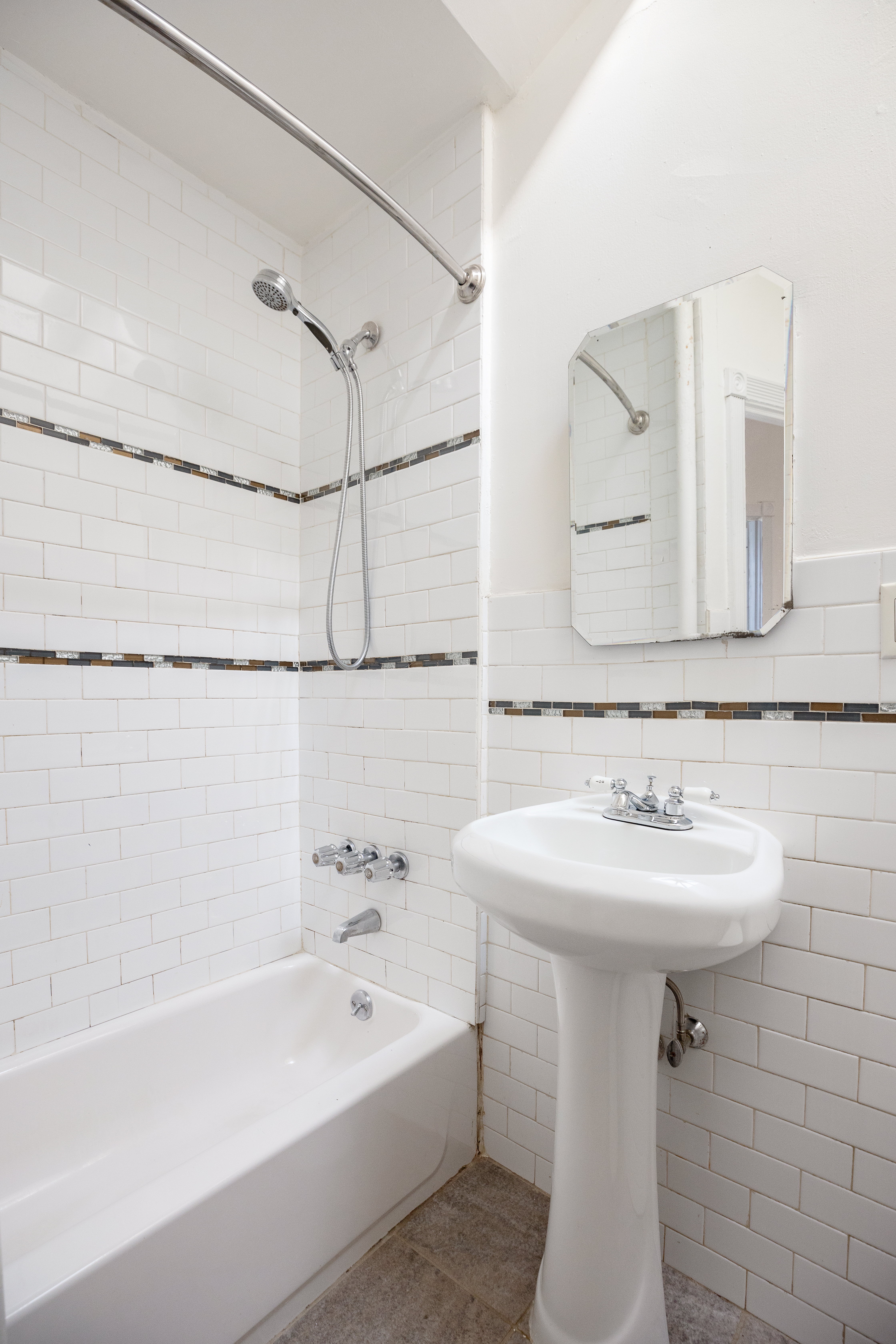 119 Calyer Street Brooklyn, NY 11222 - Photo 14 of 16