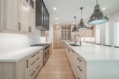 $8,997,000 | 10427 Lennox Lane, Dallas, TX 75229