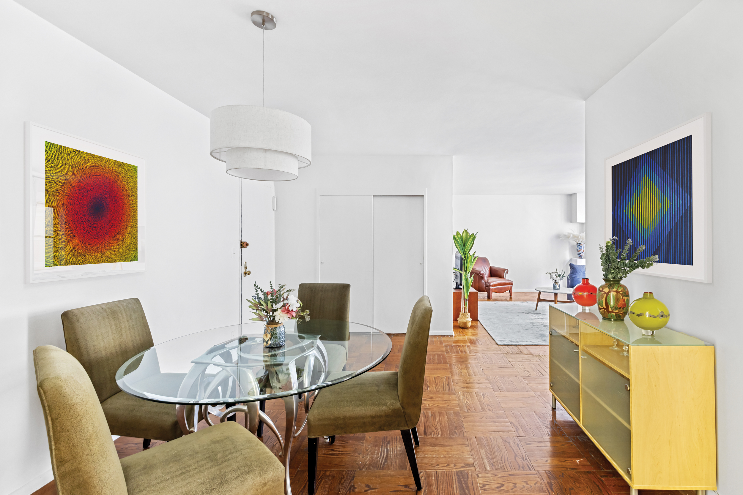 12 Beekman Place, Unit 9D Manhattan, NY 10022 - Photo 4 of 8 Gallery Image 4