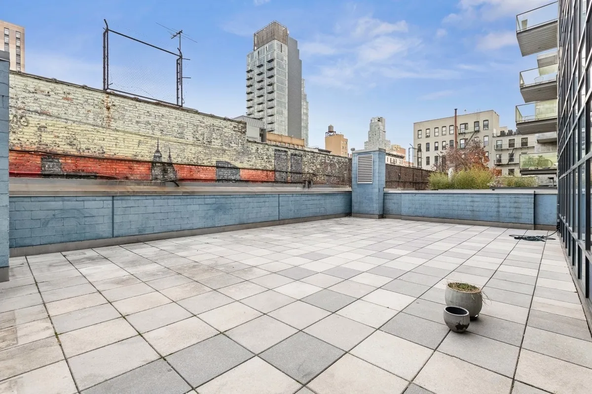 $6,000 | 105 Norfolk Street, Unit 2A | Lower East Side
